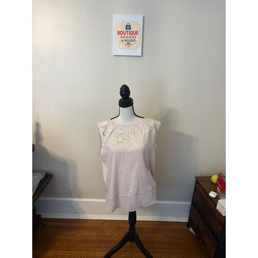 Elegant Light Pink Floral Lace Sleeveless Blouse | Women's Large | Sheer Hem Top